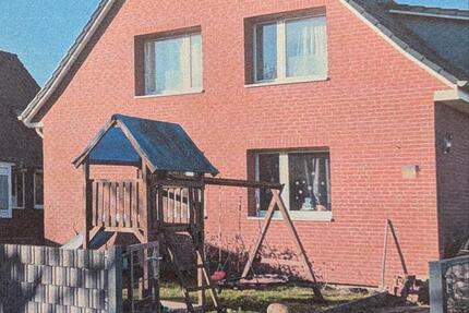 Haus Norderstedt - 8 Zimmer, 150 m&sup2;, 595.000&euro; | Angebot:26426433