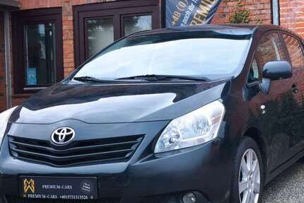 Toyota Verso 218.000 km 2.990 &euro; Norderstedt 22850