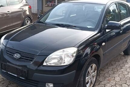 Kia Rio 171.000 km 1.500 € Buxtehude 21614