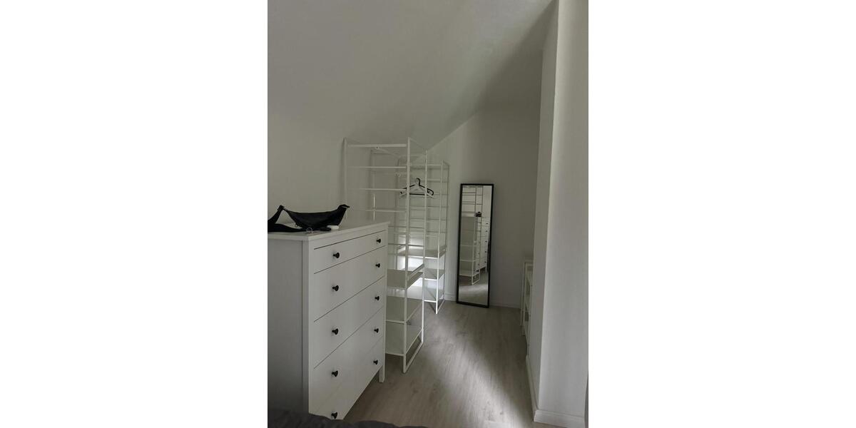 Dachgeschoßwohnung Hamburg Langenhorn - 1 Zimmer, 35 m&sup2;, 750&euro; | Angebot:25368505