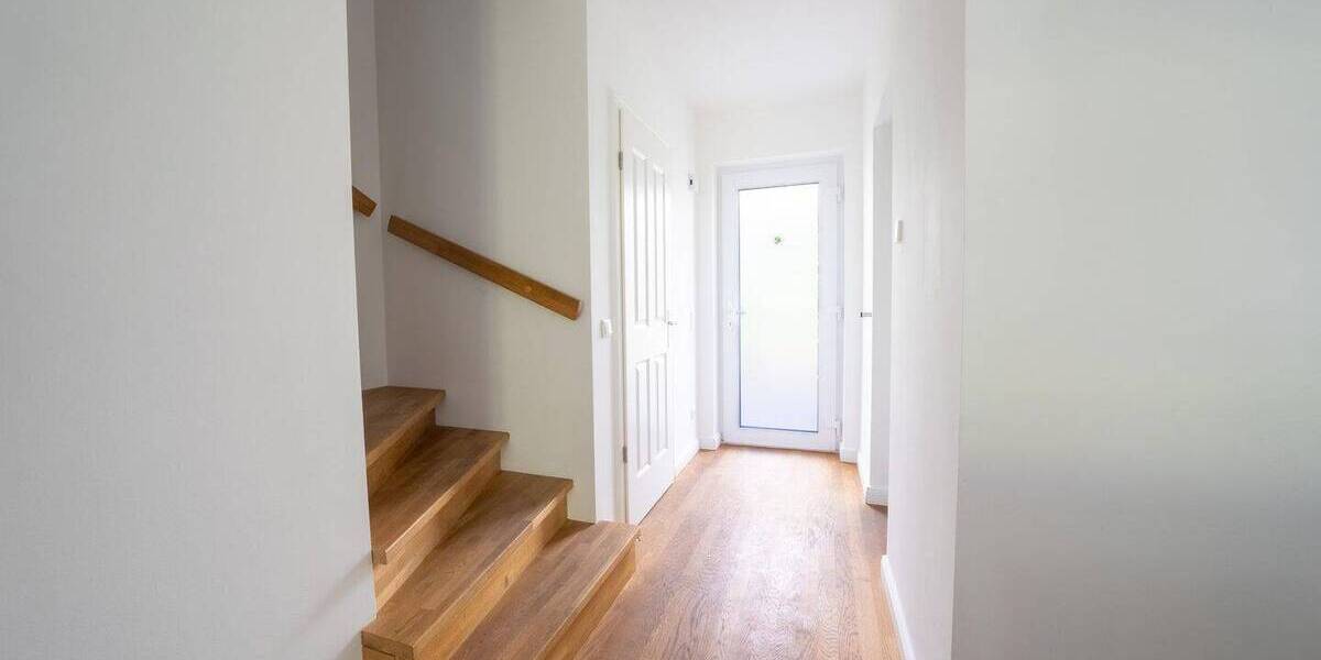 Reihenmittelhaus Hamburg Niendorf - 6 Zimmer, 140 m&sup2;, 899.000&euro; | Angebot:26657368