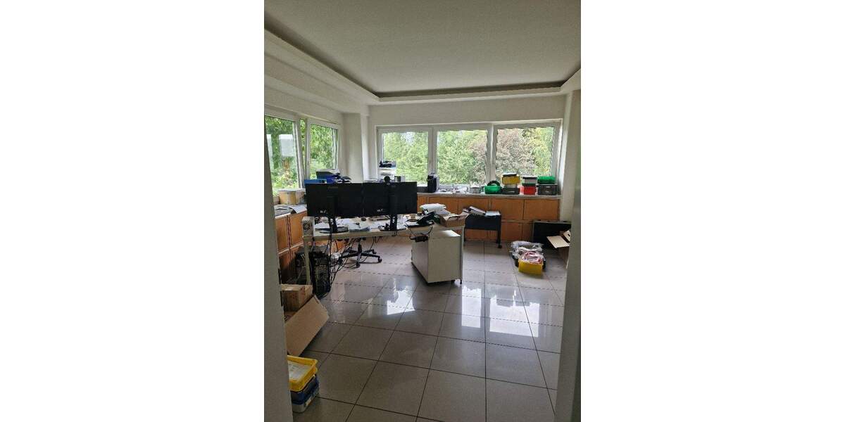 Großzügige Loft-Bürofläche mit Fußbodenheizung - flexibel gestaltbar, ab sofort zimmer