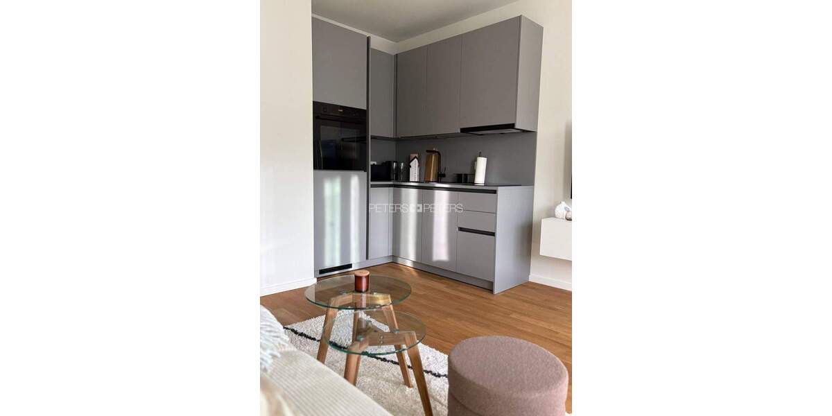 Koffer rein, fertig: 34 m² komplett möbliert - inkl. Waschtrockner & SmartTV 1 zimmer