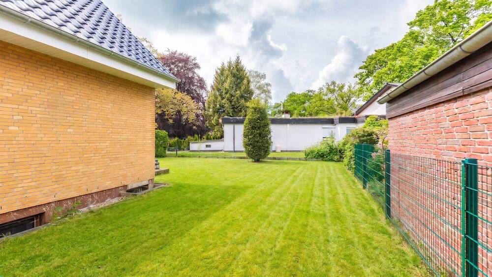 Einfamilienhaus Hamburg Poppenbüttel - 4 Zimmer, 107 m&sup2;, 2.160&euro; | Angebot:26843765