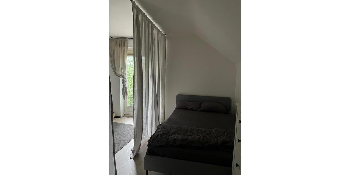 Dachgeschoßwohnung Hamburg Langenhorn - 1 Zimmer, 35 m&sup2;, 750&euro; | Angebot:25368505