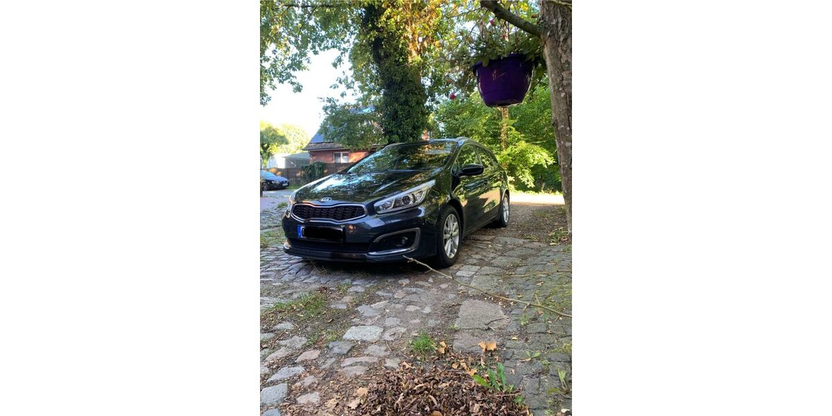 Kia ceed / Ceed 170.112 km 5.999 &euro; Ahrensburg 22926