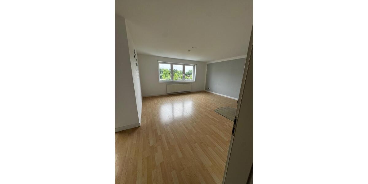 Dachgeschoßwohnung Börnsen - 5 Zimmer, 158 m&sup2;, 1.800&euro; | Angebot:26057087