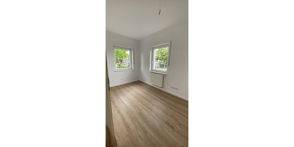 Doppelhaushälfte Hamburg Lurup - 5 Zimmer, 130 m&sup2;, 2.300&euro; | Angebot:26569284