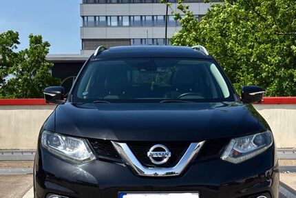 Nissan X-Trail 99.500 km 13.500 &euro; Hamburg 22159