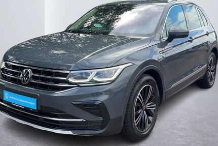 VW Tiguan 73.959 km 29.555 &euro; Hamburg 22303