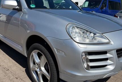 Porsche Cayenne 142.000 km 7.200 &euro; Hamburg 20539