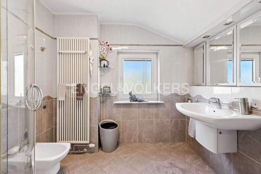 Reihenendhaus mit Wärmepumpe auf Erbpachtgrundstück 4 zimmer