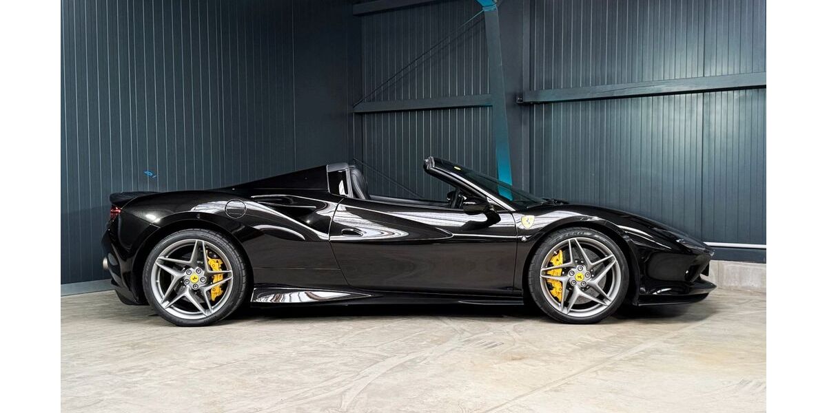 Ferrari F8 13.454 km 327.900 &euro; Siek 22962