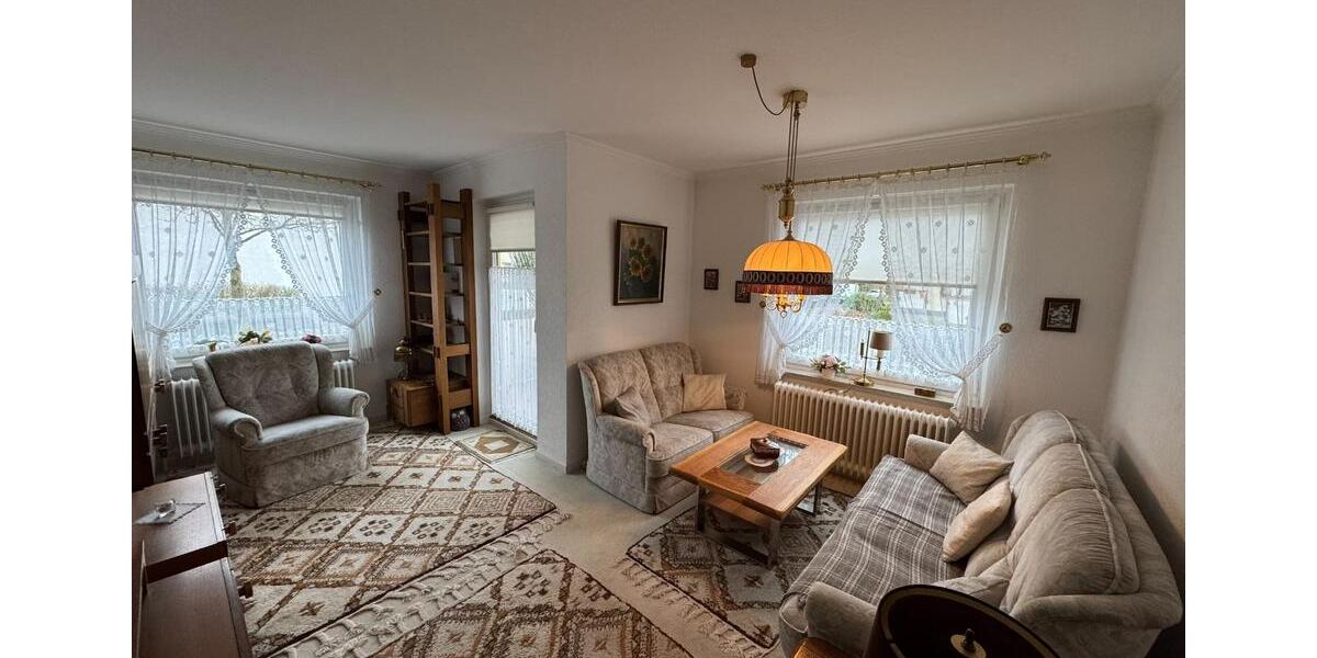 Schöne 3 Zimmer Wohnung+Tiefgaragenstellplatz in zentraler Lage 3 zimmer