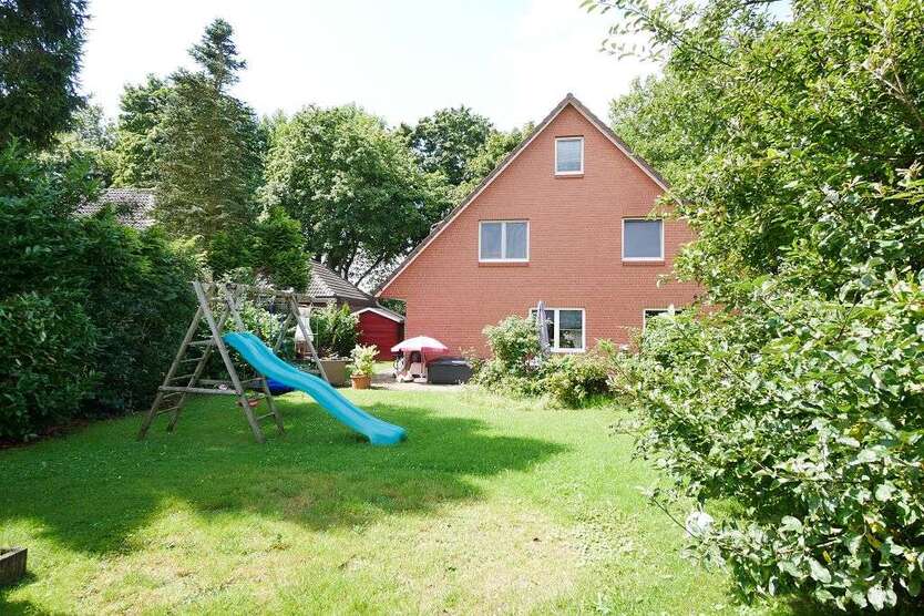 Haus zum Kaufen in Prisdorf 698.000 € 206.18 m² 8 zimmer