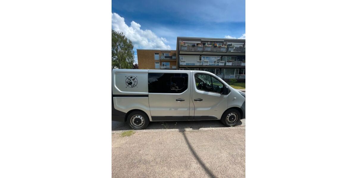 Opel Vivaro 66.051 km 22.900 &euro; Geesthacht 21502