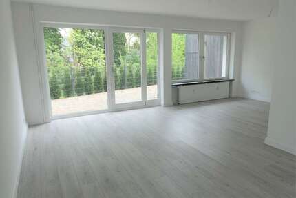 Haus zum Mieten in Hamburg 1.935 € 129 m²