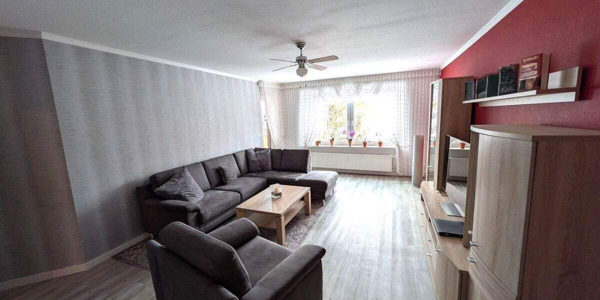 Etagenwohnung Glinde - 3 Zimmer, 97 m&sup2;, 1.175&euro; | Angebot:25899450