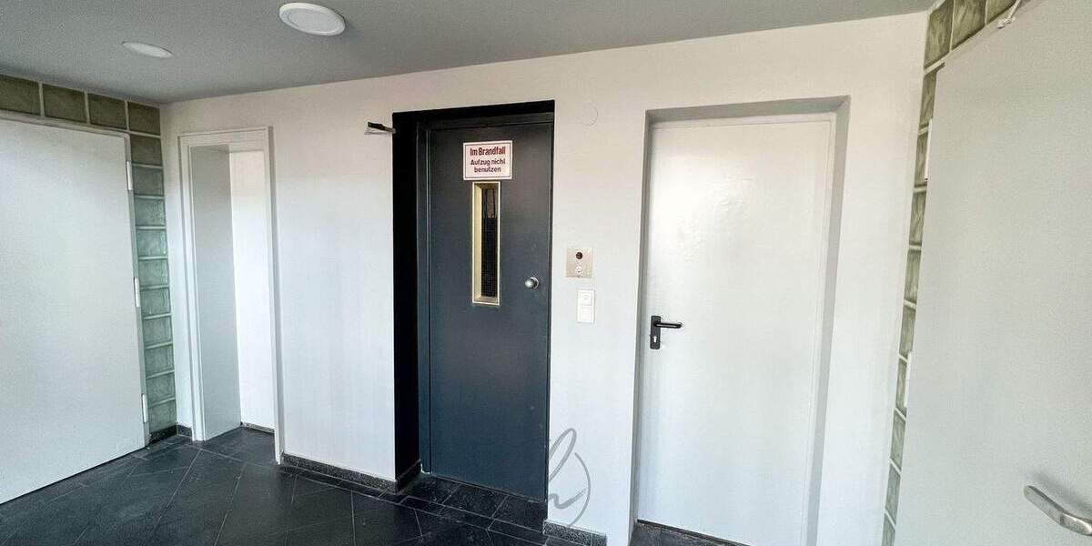 Gewerbeobjekt Hamburg Rothenburgsort - 3 Zimmer, 90 m&sup2;, 1.150&euro; | Angebot:26275761