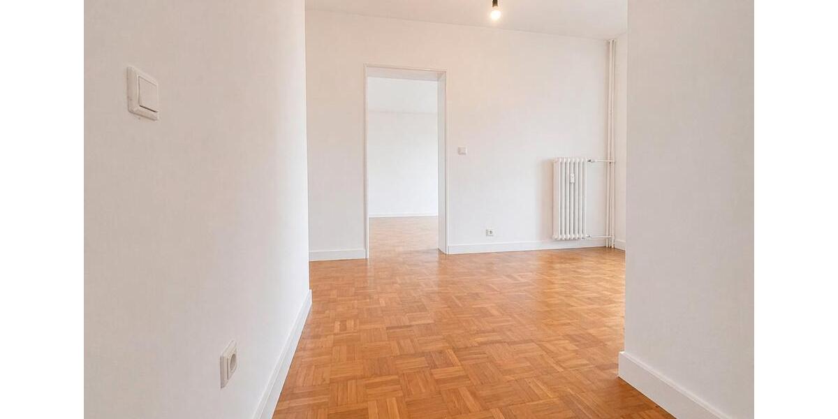 Etagenwohnung Pinneberg - 3 Zimmer, 79 m&sup2;, 1.550&euro; | Angebot:26232129
