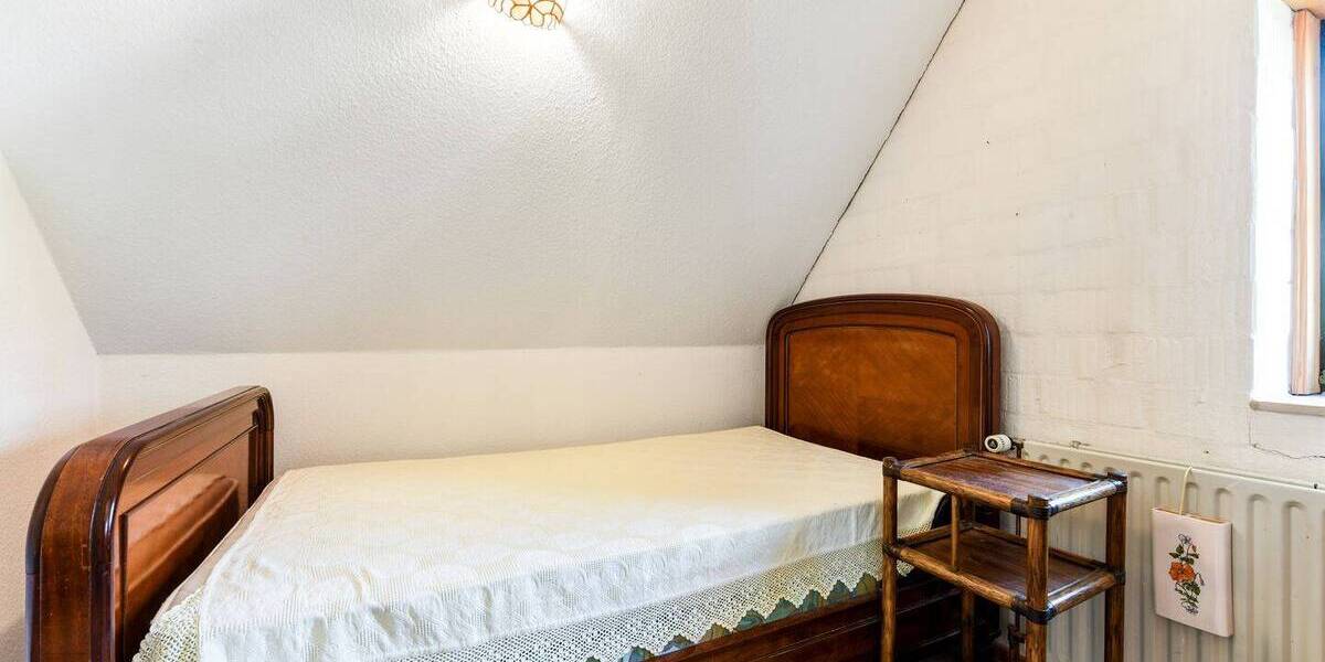 Einfamilienhaus Hamburg Wellingsbüttel - 3 Zimmer, 135 m&sup2;, 1.000.000&euro; | Angebot:26501600