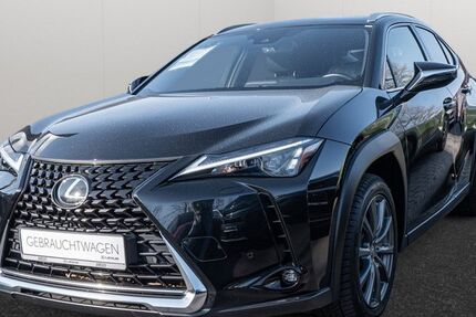 Lexus UX 31.033 km 30.990 &euro; Hamburg 22529