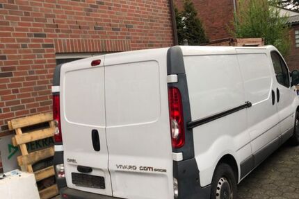 Opel Vivaro 187.000 km 5.350 &euro; Hamburg 21129
