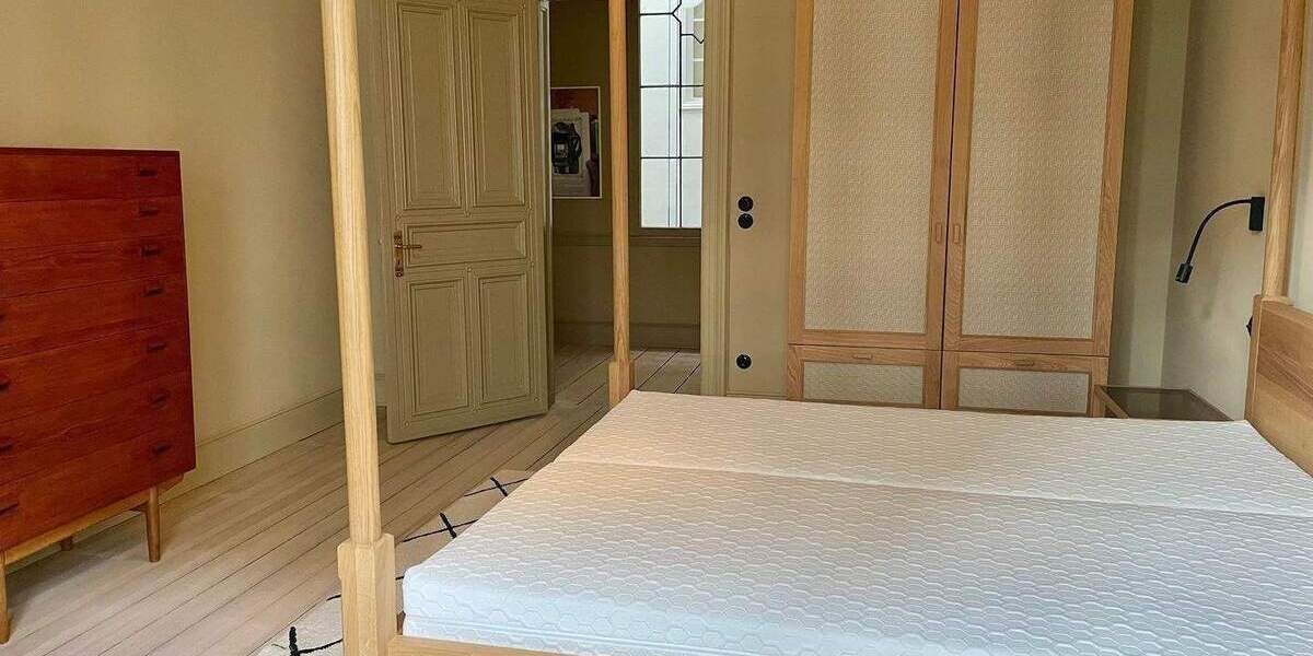 Etagenwohnung Hamburg Rotherbaum - 5 Zimmer, 205 m&sup2;, 5.900&euro; | Angebot:25336114