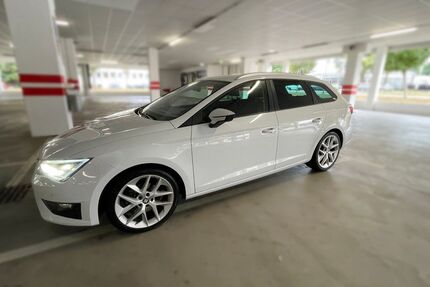 Seat Leon 102.000 km 11.200 &euro; Norderstedt 22851
