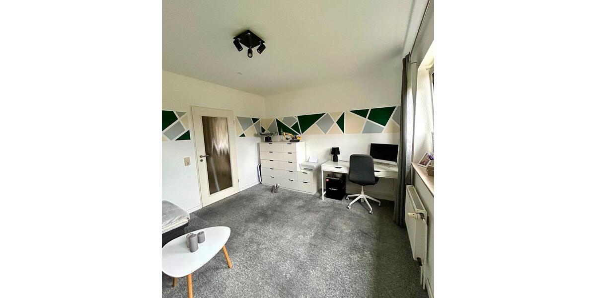 Etagenwohnung Quickborn - 3 Zimmer, 94 m&sup2;, 350.000&euro; | Angebot:27122934