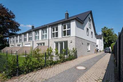 Haus zum Kaufen in Schenefeld 664.000 € 126.3 m² 5 zimmer