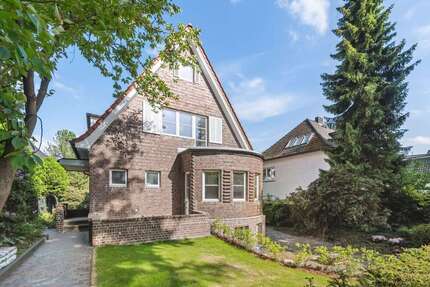 Haus zum Mieten in Hamburg 4.900 € 160 m²