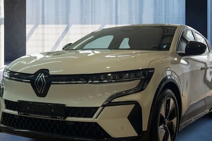 Renault Megane E-TECH 46.134 km 21.990 &euro; Hamburg 20537