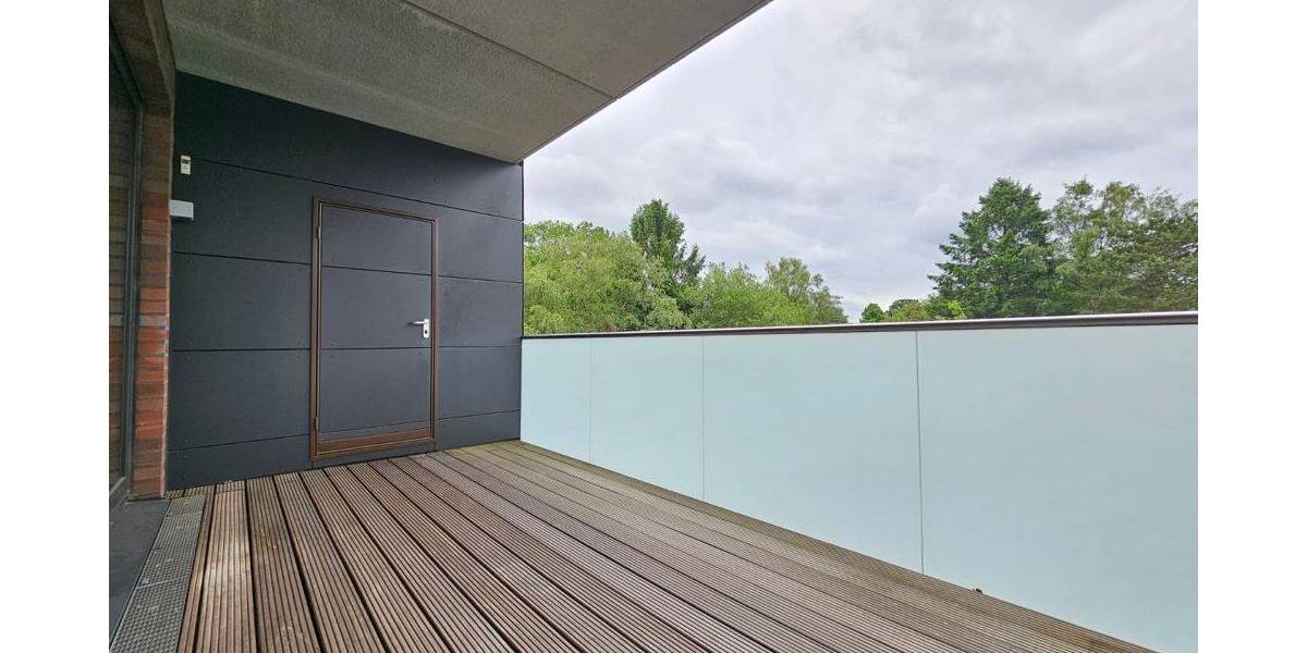 Etagenwohnung Hamburg-Wellingsbüttel Wellingsbüttel - 3 Zimmer, 100 m&sup2;, 1.855&euro; | Angebot:26879090
