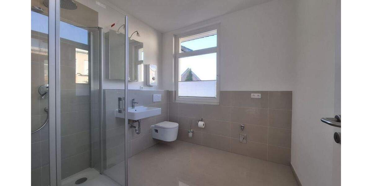 Genau richtig für Ihre kleine Familie oder für eine Zweier-WG der Generation 50 plus! 4 zimmer