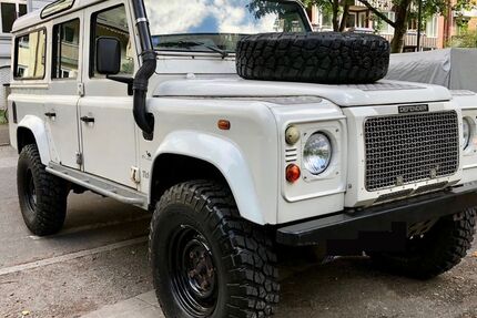 Land Rover Defender 337.495 km 16.400 &euro; Hamburg 20144
