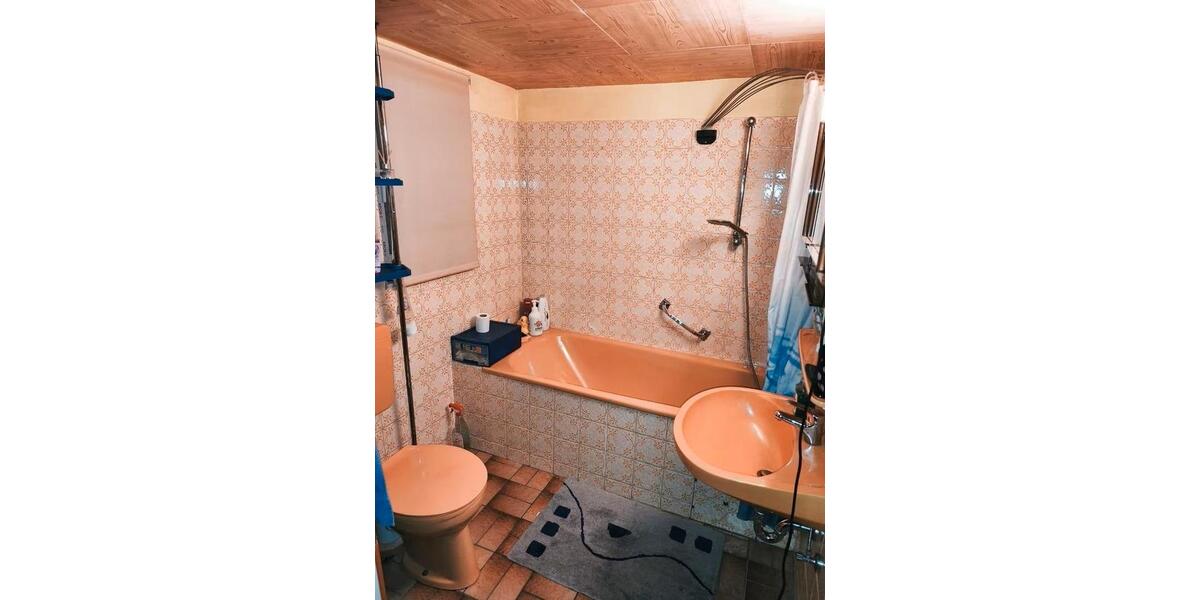 Einfamilienhaus Hamburg Langenhorn - 7 Zimmer, 200 m&sup2;, 650.000&euro; | Angebot:26905974