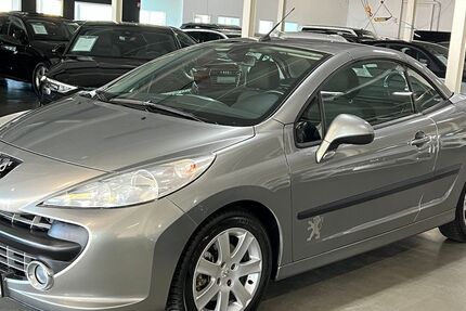 Peugeot 207 156.208 km 2.999 &euro; Hamburg 20537