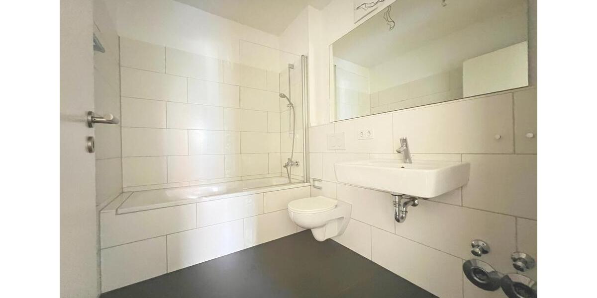 Etagenwohnung Ahrensburg - 3 Zimmer, 82 m&sup2;, 1.148&euro; | Angebot:26351441