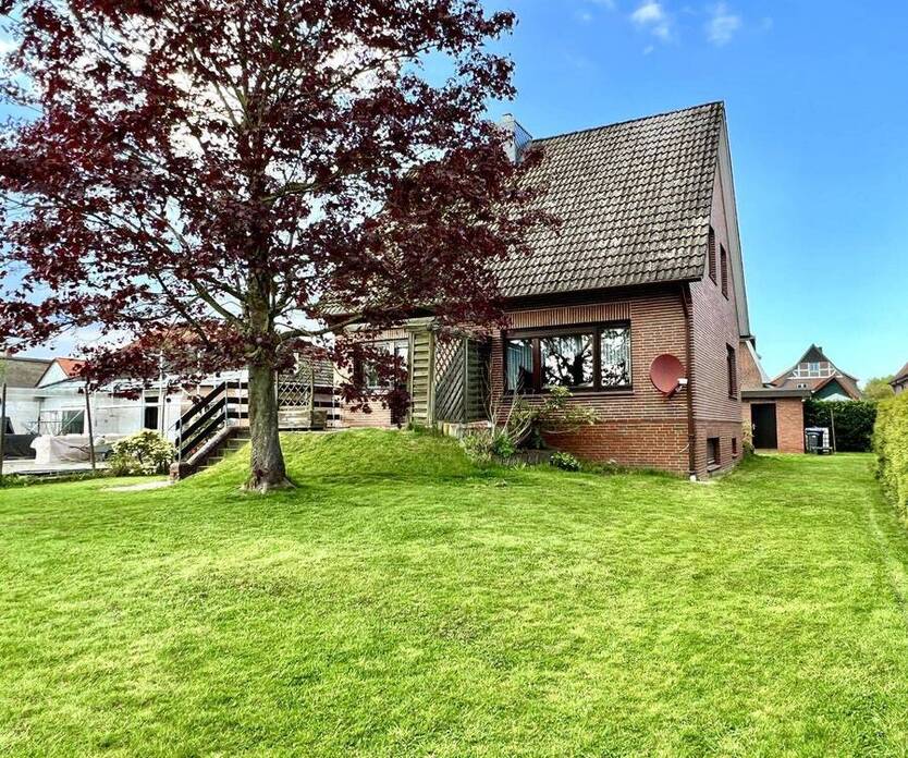 Freistehendes Viebrockhaus auf 1825 m² Traumgrundstück in 2. Reihe!