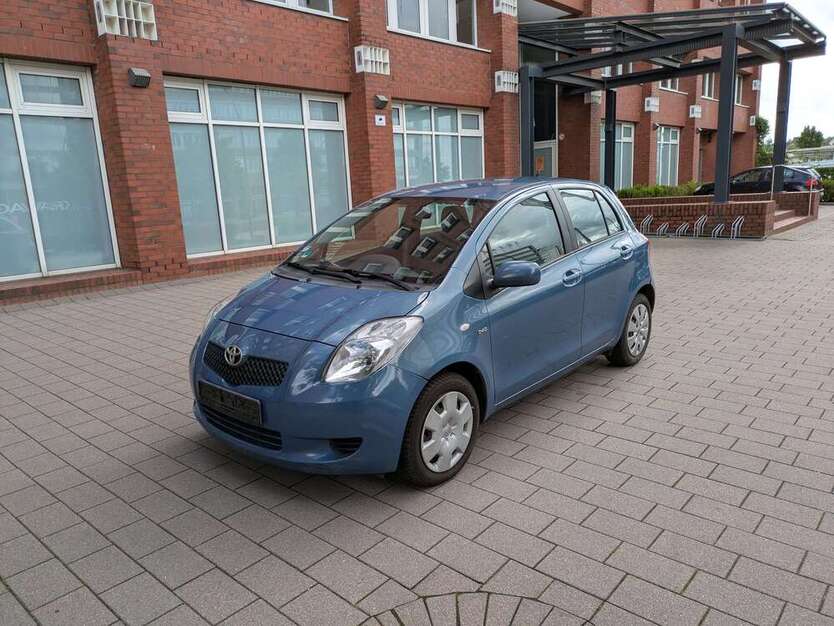 Yaris