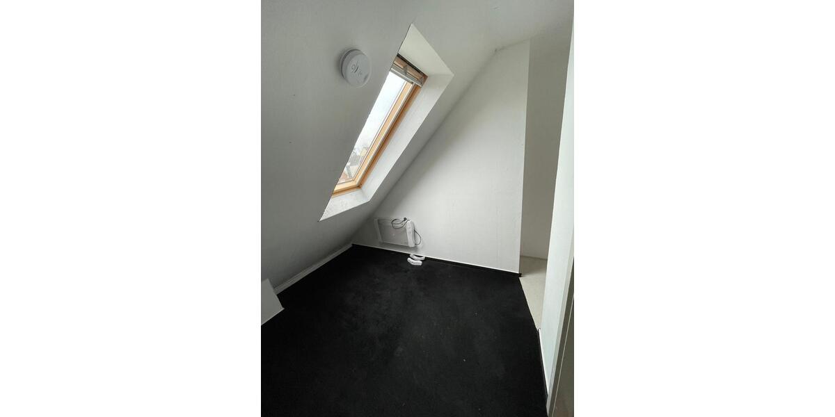 Dachgeschoßwohnung Hamburg Wandsbek - 1.5 Zimmer, 40 m&sup2;, 600&euro; | Angebot:26334789