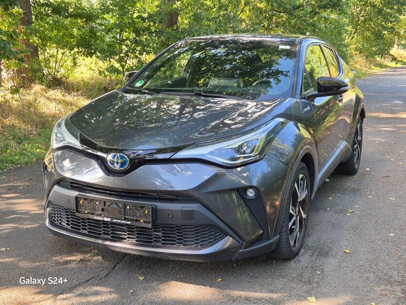 Toyota C-HR 57.605 km 20.500 € Hamburg 22115