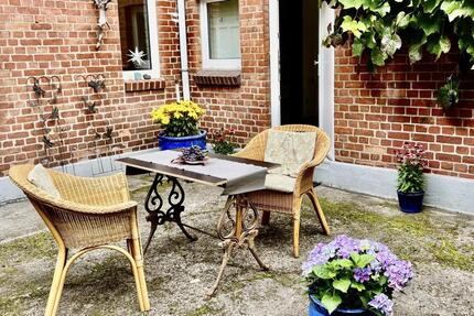 Möblierte 5-Zimmer-Erdgeschosswohnung in Hamburg für 1 Jahr 5 zimmer