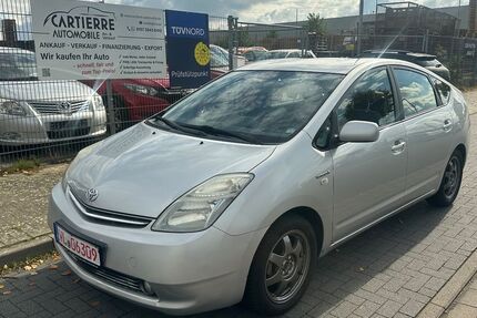 Toyota Prius 122.999 km 5.555 € Winsen (Luhe) 21423