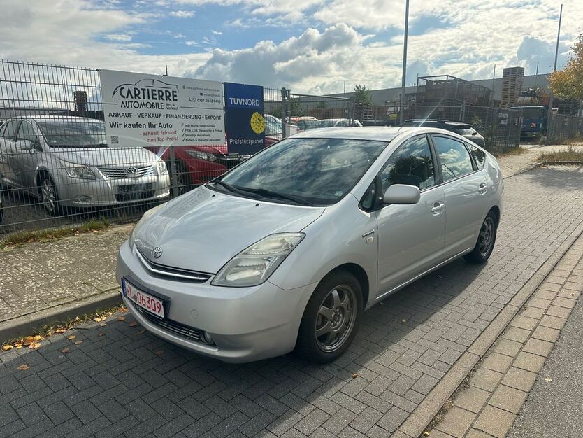 Toyota Prius 122.999 km 5.555 € Winsen (Luhe) 21423
