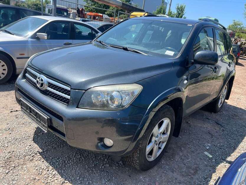 RAV 4