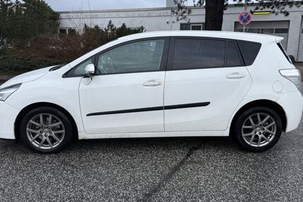 Toyota Verso 165.349 km 3.999 &euro; Barsbüttel 22885