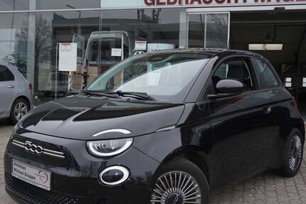 Fiat 500e 30.294 km 18.900 &euro; Hamburg 22043