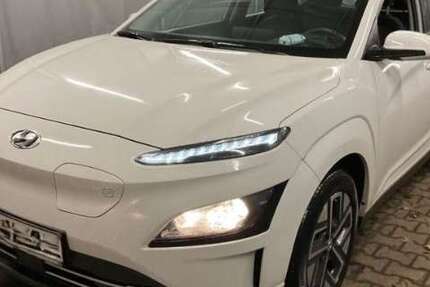 Hyundai KONA 42.000 km 18.990 &euro; Ahrensburg 22926